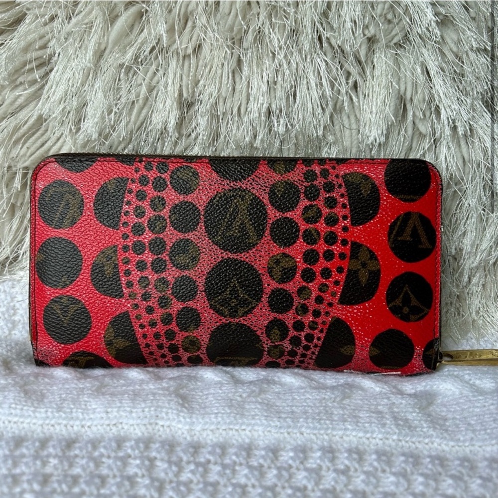 RARE Louis Vuitton x Yayoi Kusama • Zippy Wallet - Picture 2 of 5